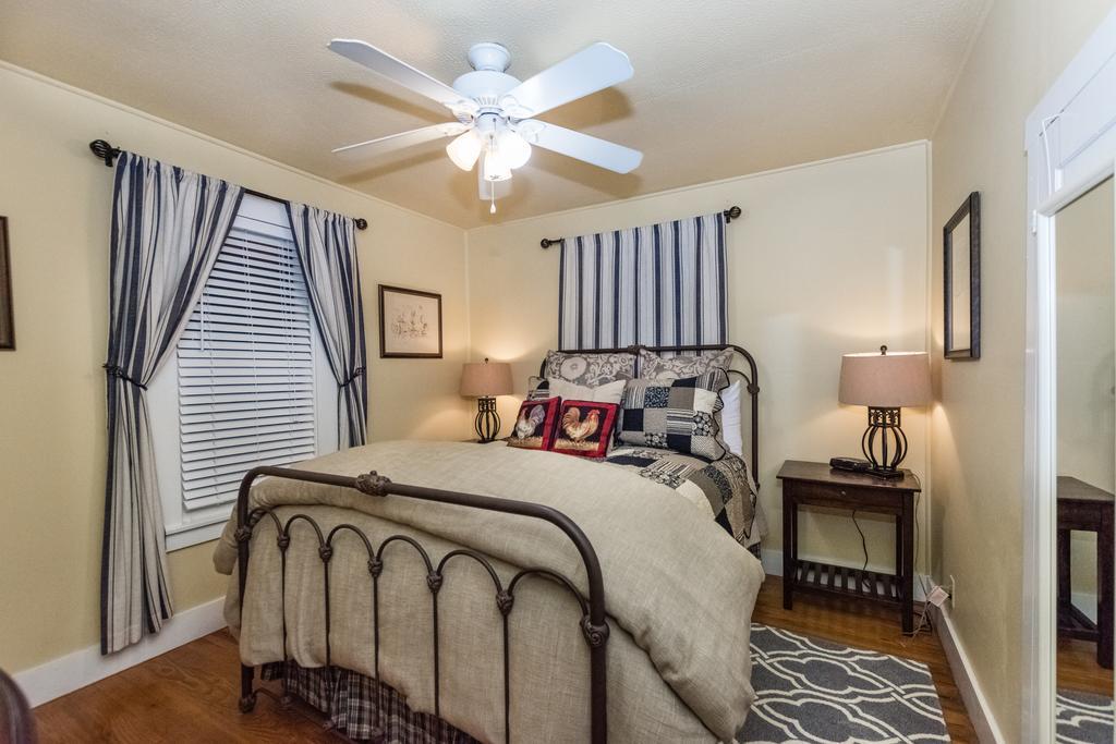 Agape Front Cottage Fredericksburg Dış mekan fotoğraf